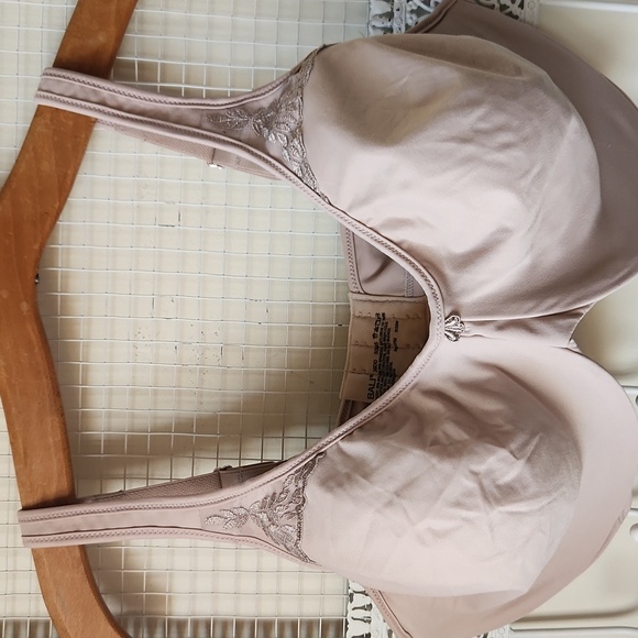 38DD Bali 3385 Passion for Comfort Minimizer Underwire Bra Nude‎ - Picture 3 of 15